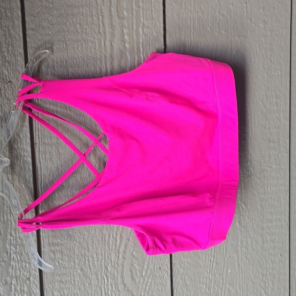 Torrid Low-Impact Wireless Strappy Back Active Sports Bra Pink Glow 3x - Picture 6 of 12